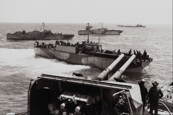 507021 L.C.I. And HMCS PRINCE DAVID, 1944, Thorndick, DND PA 129056 A4 Photo Print