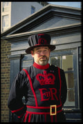 509025 Beefeater, Tower Of London A4 Photo Print