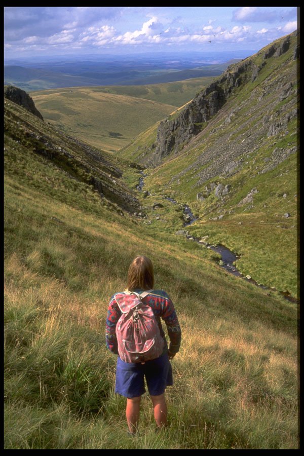 509086 Stn. Cheviot Hills Looking Down Hen Hole A4 Photo Print