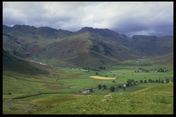 509096 Great Langdale, Cumbria A4 Photo Print