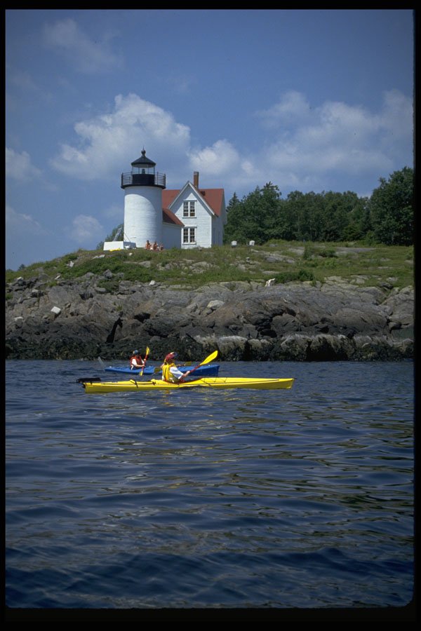 511044 Kayaking Past Curtis Island, Maine A4 Photo Print