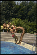 511052 Bathers At Edge Of Outdoor Swimming Pool, England A4 Photo Print