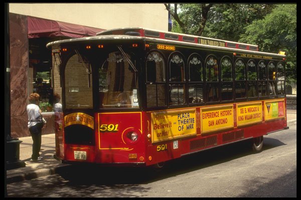 512000 Trolley In San Antonio, Texas A4 Photo Print