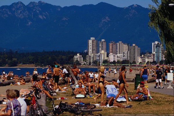 513087 Kits Beach, Summer, Vancouver, Canada A4 Photo Print