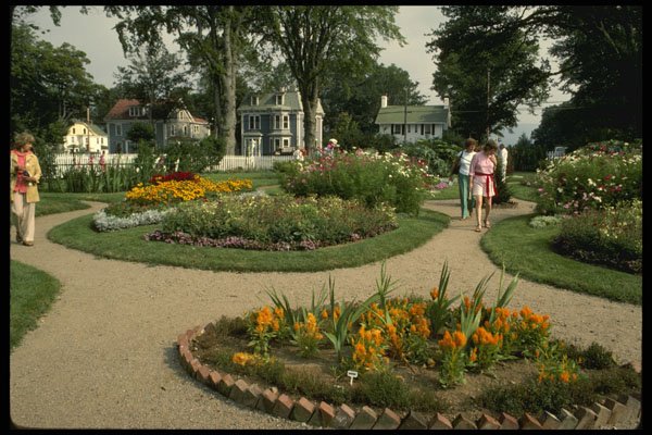 516032 Annapolis Royal Historic Gardens, Nova Scotia, Canada A4 Photo Print