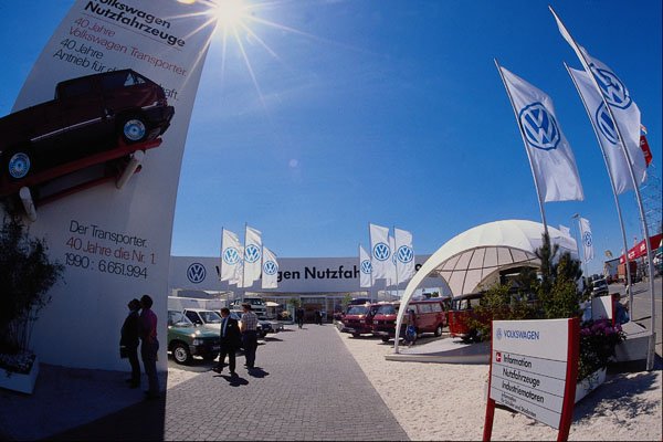 517002 Hanover Trade Fair, VW Stand A4 Photo Print