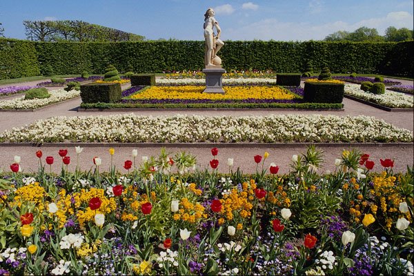 517039 Statue In The Big Garden, Herrenhausen A4 Photo Print