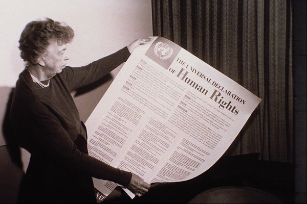 518030 Mrs. Roosevelt Holds Universal Declaration Of Human Rights A4 Photo Print