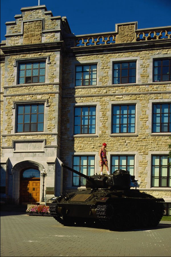 519087 The Canadian War Museum On Sussex Drive A4 Photo Print