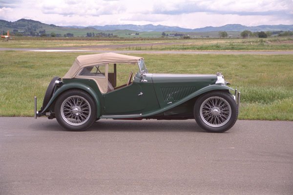 521013 1949 MG TC A4 Photo Print
