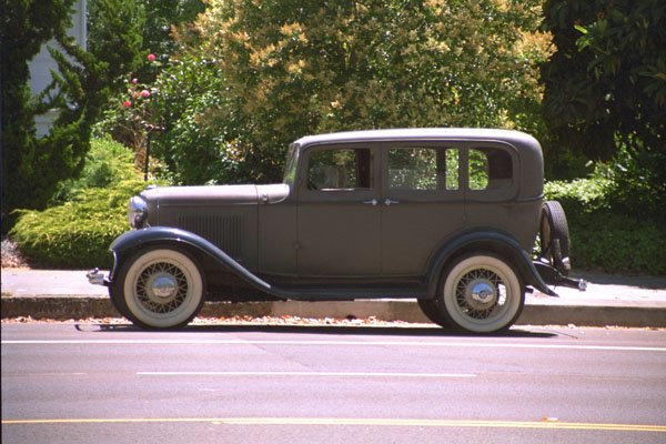 521087 1932 Ford V 8 A4 Photo Print