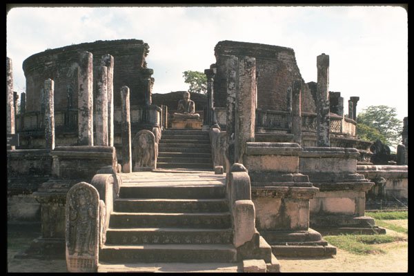 525004 Ancient Buddha Temple, Sri Lanka A4 Photo Print