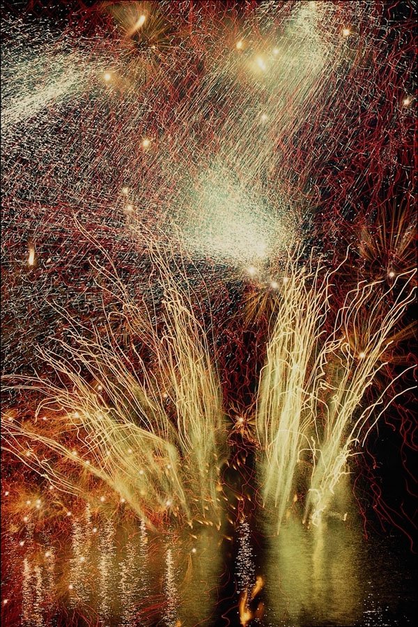 531065 Vancouver Fireworks A4 Photo Print