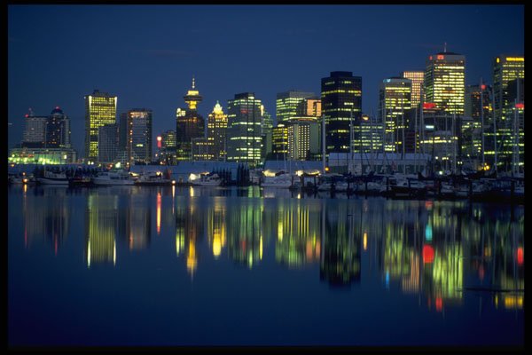531087 Vancouver Skyline A4 Photo Print