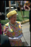 536001 Queen Elizabeth In Austin, Texas A4 Photo Print
