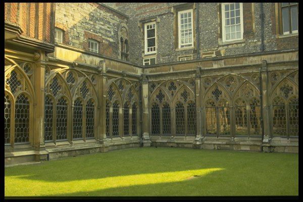 536063 St. George's Chapel, Windsor Castle, England A4 Photo Print