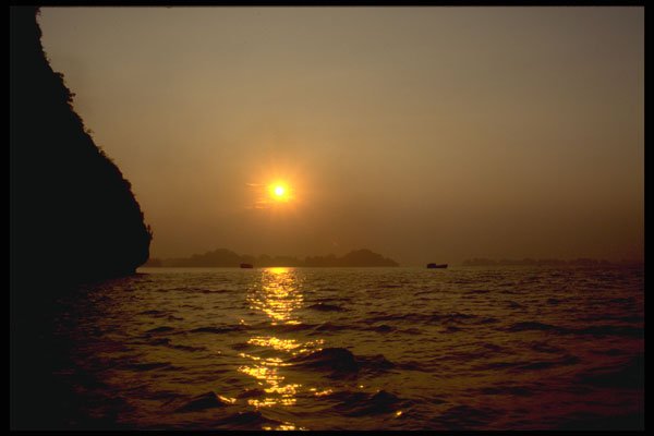 538035 Halong Bay, Vietnam A4 Photo Print