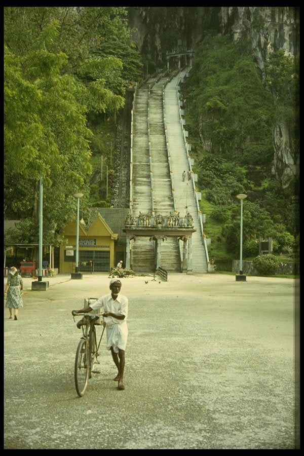 538051 Batu Caves, Malaysia A4 Photo Print