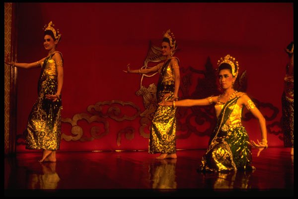 538082 Three Traditional Dancers, Thailand A4 Photo Print