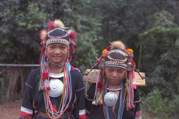 538087 Akha Girls, Northern Thailand A4 Photo Print