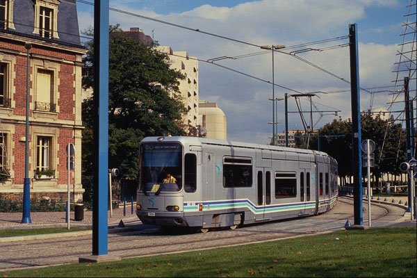 542048 Low Floor Articulated Tram, Paris, France A4 Photo Print
