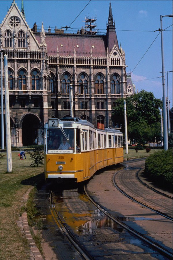 542053 Ganz Articulated Tram, Budapest, Hungary A4 Photo Print
