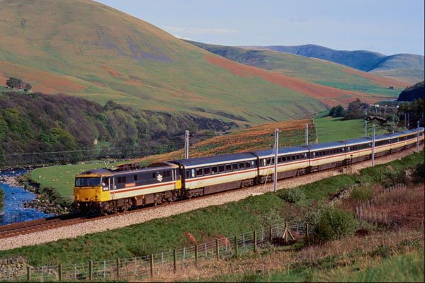 543036 BR Class 87 Heads Through The Lune Gorge For Glasgow A4 Photo Print