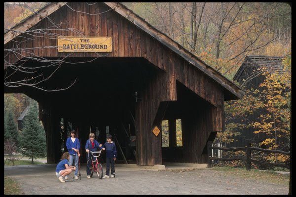 547023 Covered Bridge At Sugarbush, Vermont A4 Photo Print