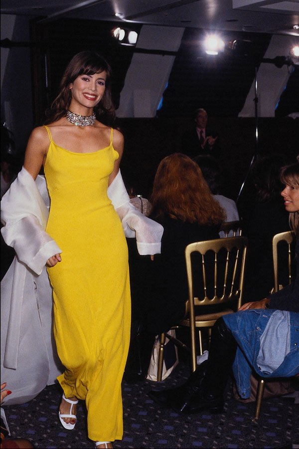 548055 London Spring Collection 1995 A4 Photo Print