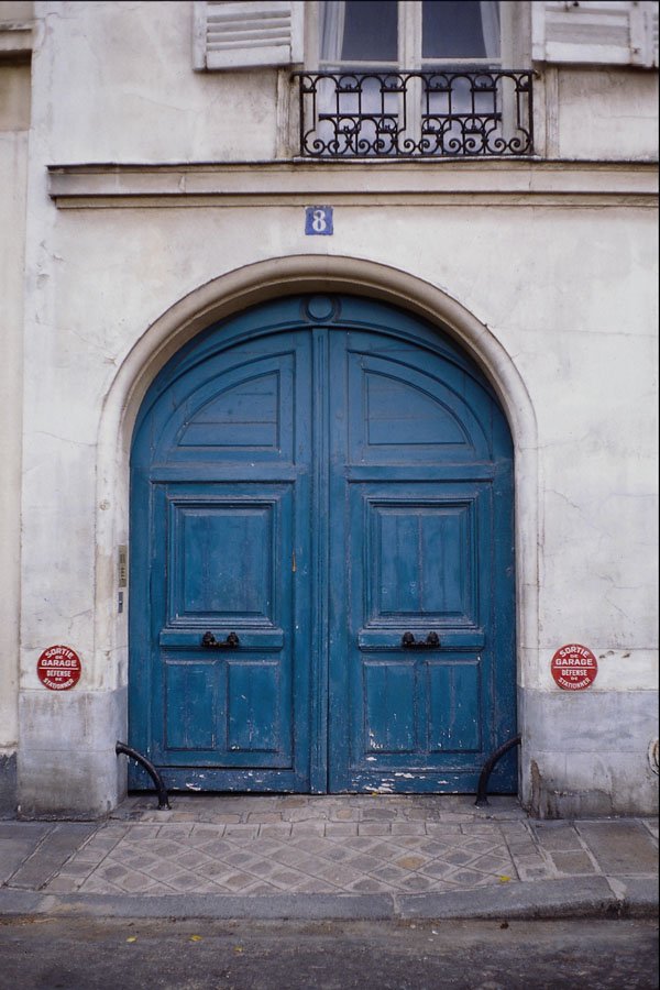 549011 Gray blue Door A4 Photo Print