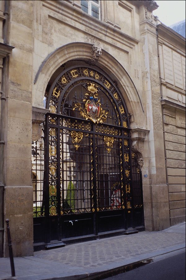 549061 Black Iron Gate A4 Photo Print