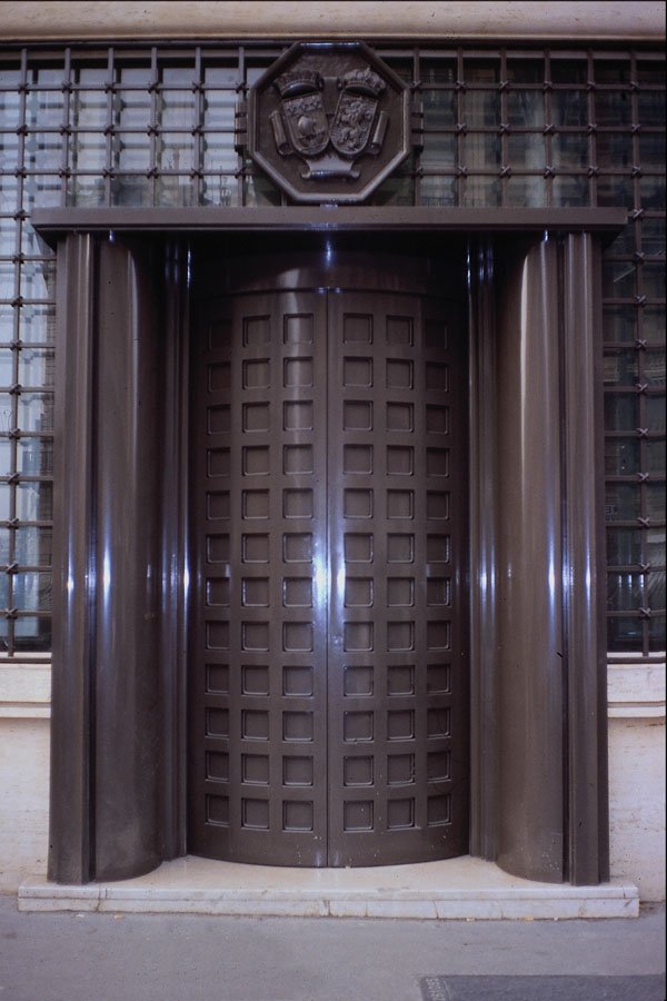 549062 Blind Cylindrical Door A4 Photo Print