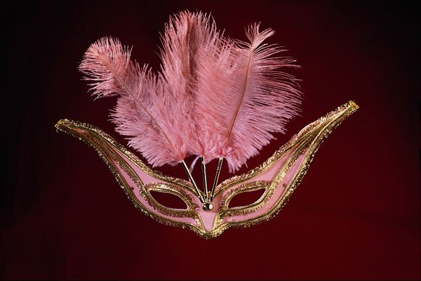 550020 Golden feathered Eye Mask A4 Photo Print