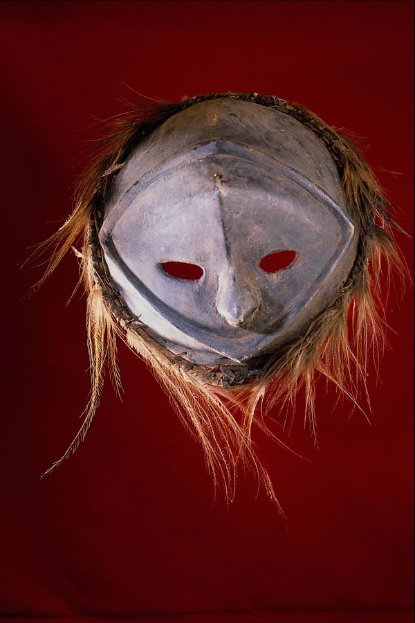 550021 Sedic Round Mask A4 Photo Print