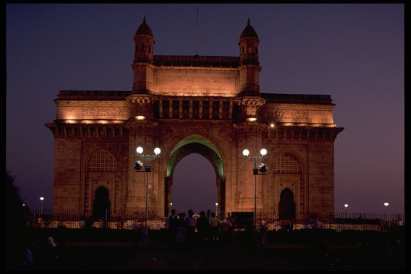 551037 Gate Of India, Bombay, India A4 Photo Print