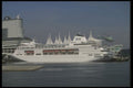 553011 P & O, Canada Place A4 Photo Print