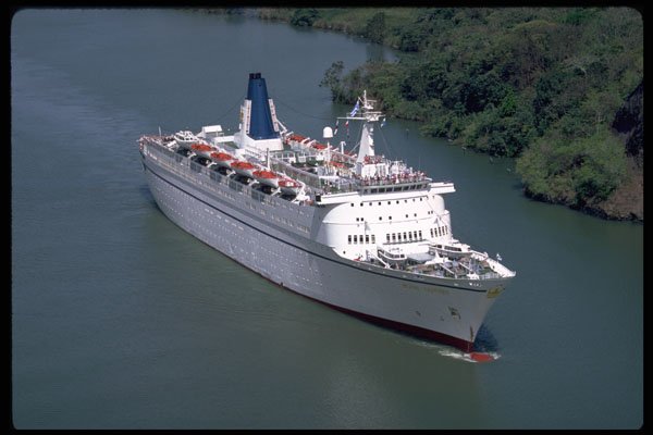 553024 Royal Odyssey Sails Into Panama Canal A4 Photo Print