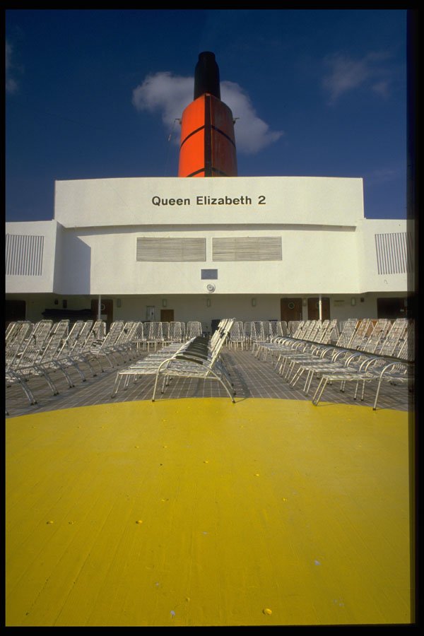 553061 Cruise Ship Queen Elizabeth 2 A4 Photo Print