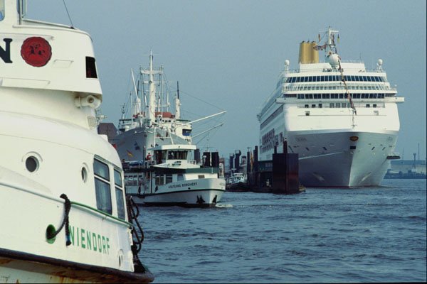 553073 Port Of Hamburg, Germany A4 Photo Print