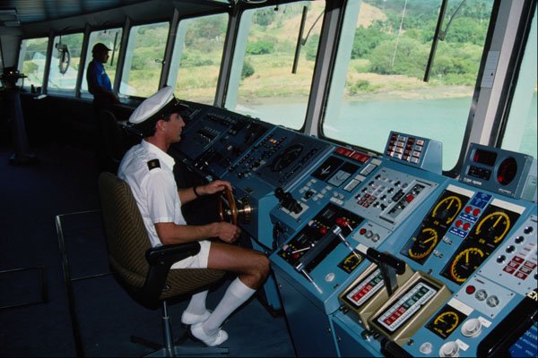553087 Bridge Control, Royal Princess A4 Photo Print