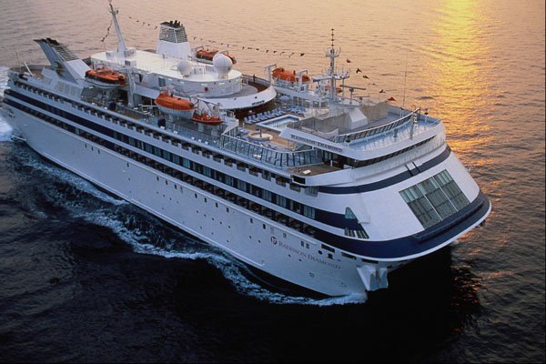 553088 Radisson Diamond Twin Hull Cruise Ship A4 Photo Print