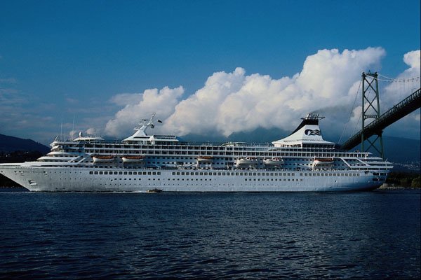 553089 Royal Princess A4 Photo Print