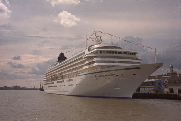553091 Crystal Cruises, Crystal Harmony, Tilbury A4 Photo Print