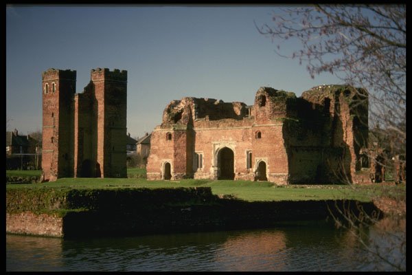 555008 Gatehouse And Tower, Kirby Muxloe Castle, England A4 Photo Print