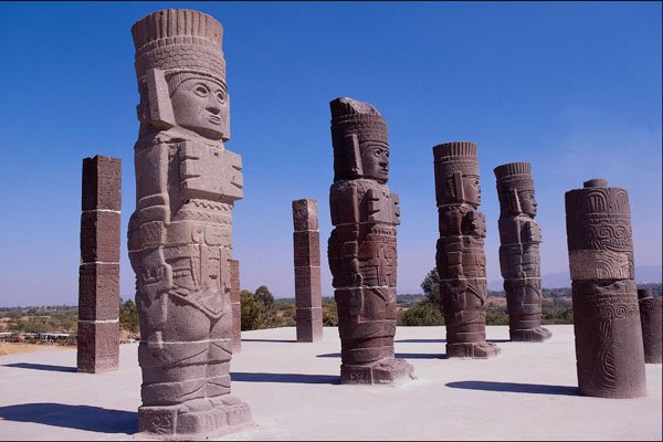 555046 Giant Toltec Figures, Tula, Mexico A4 Photo Print