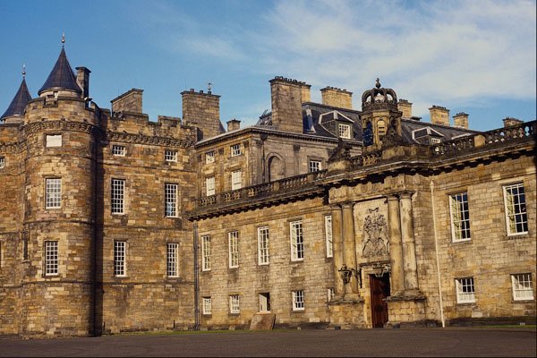 557057 Holyrood House, Edinburgh, Scotland A4 Photo Print