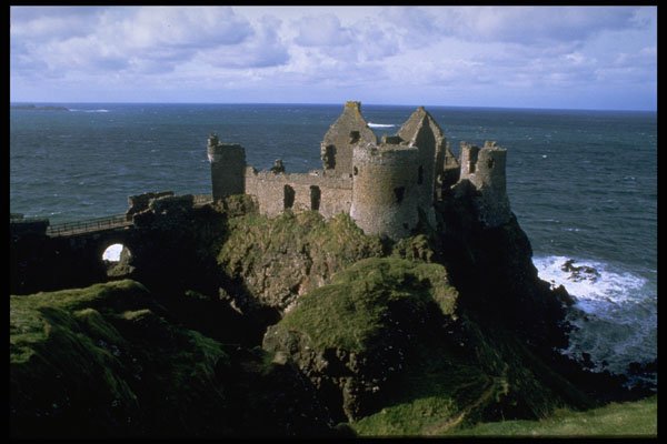 557090 Dunluce Castle, County Antrim, Northern Ireland A4 Photo Print