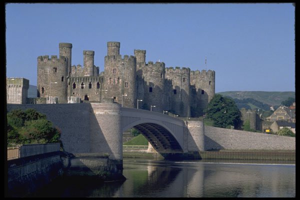 557099 Conwy Castle, North Wales A4 Photo Print