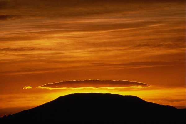 558020 Sunrise, Lake Powell, Arizona A4 Photo Print