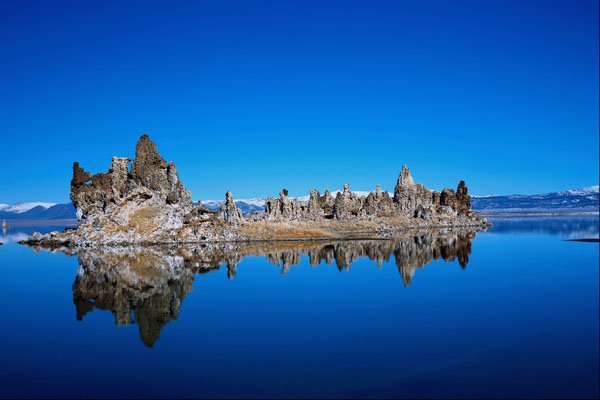 558077 Tufas, Mono Lake, California A4 Photo Print